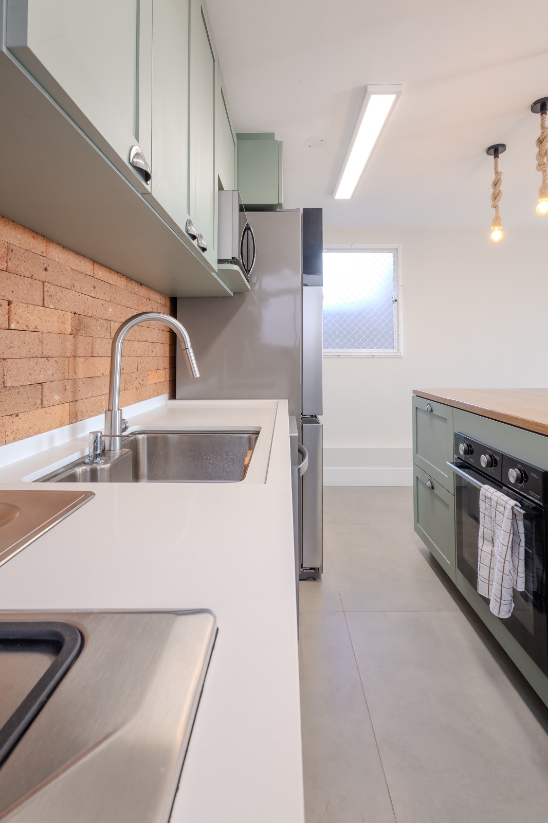 Reforma de cozinha projeto e execução pelo escritório, entregamos a chave na mão com toda equipe nec